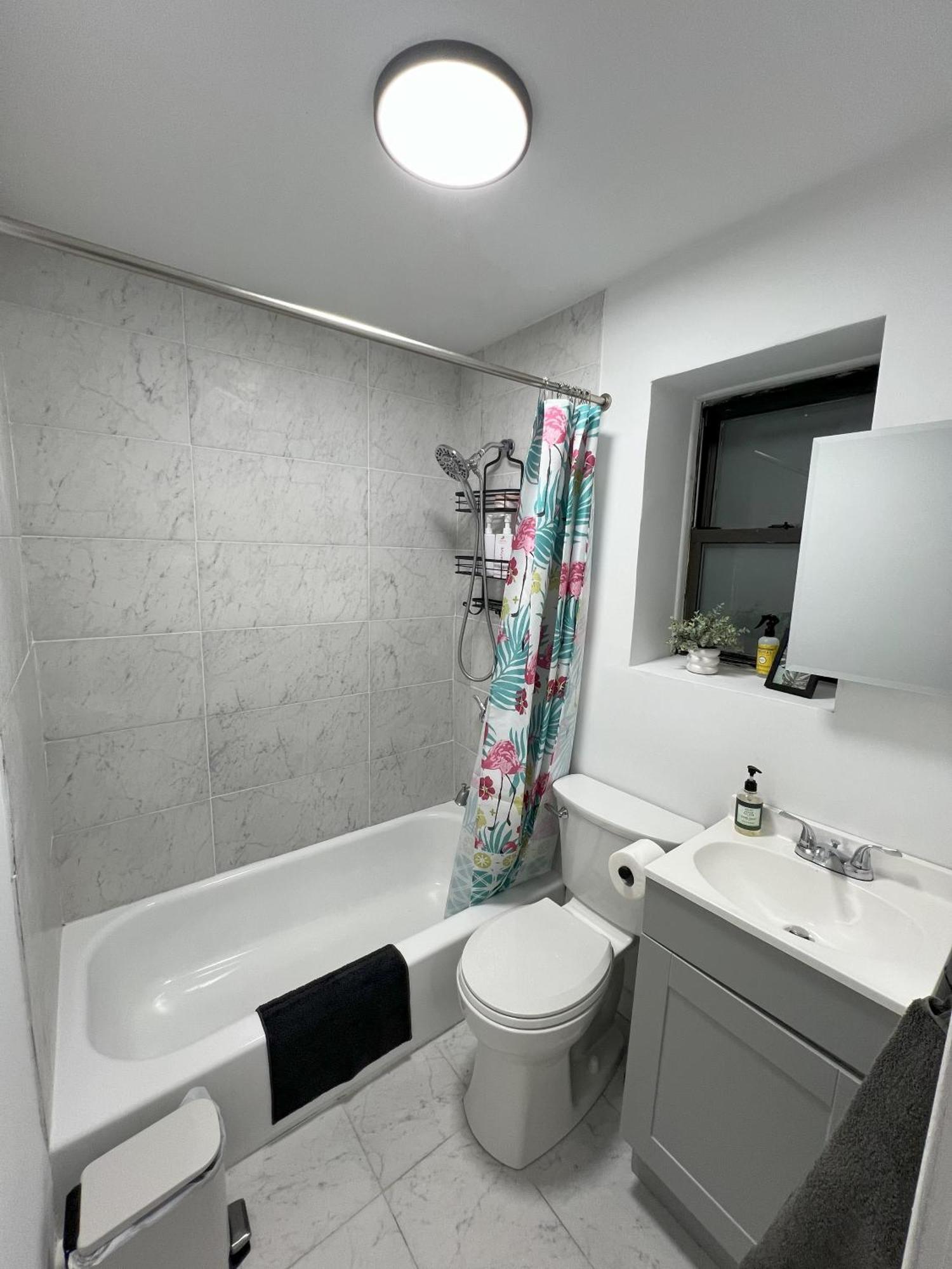 Heart Of Downtown Manhattan - Stylish One Bedroom Apartment In Vibrant Union Square นิวยอร์ก ภายนอก รูปภาพ